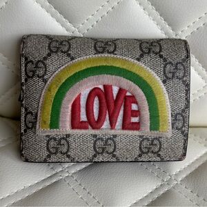Gucci Love Rainbow GG Supreme Limited Edition Compact Wallet